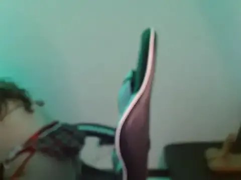 Emmaevanz — oil on my tits + blowjob