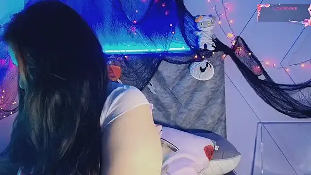 emmajohnss on StripChat