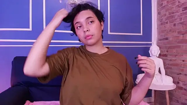 Emmapark_ on StripChat