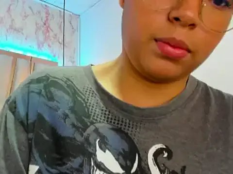 Emmapark_ on StripChat