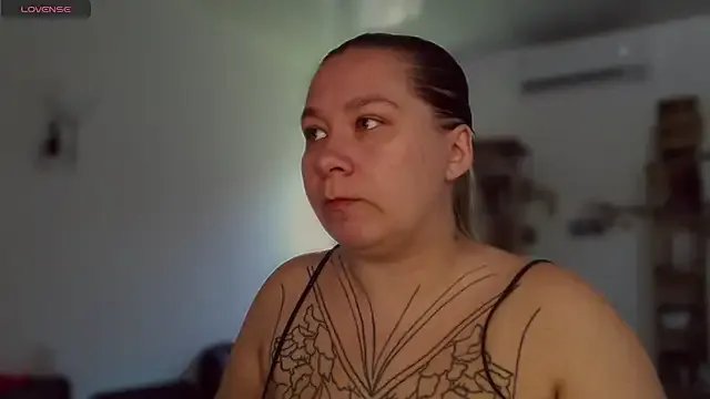 Enotika — buccake + hot new vibed for lust tipp