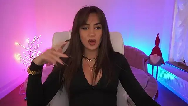 EricaSin — show bra