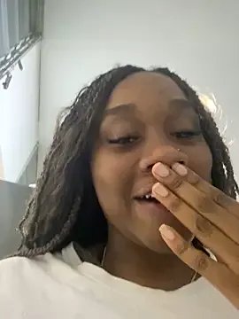 EscorpiLeoncita on StripChat