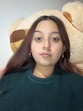 esmeralda_diamond69 — Group on StripChat