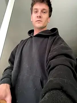 ETHAN_MOORE on StripChat