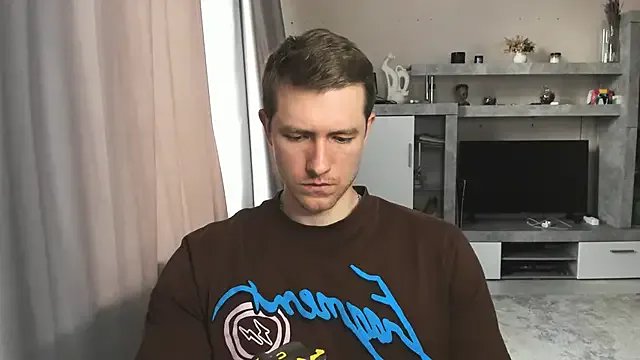 EthanPinkman on StripChat