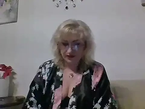 Eva5576 on StripChat
