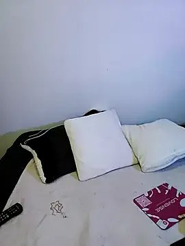 Eva_Clark01 on StripChat