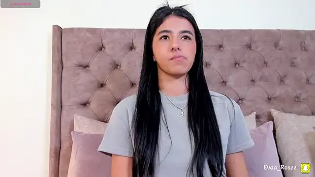 eva_roseee on StripChat