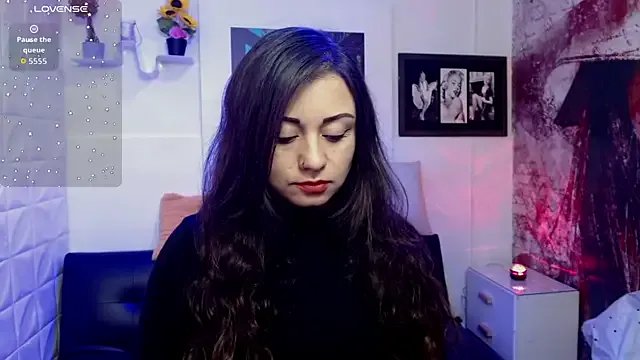 Eva_Roussell on StripChat