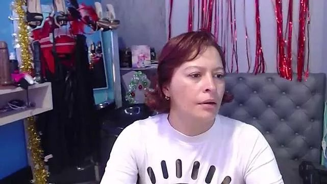 eva_twiss on StripChat