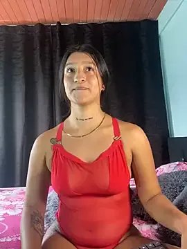 EVAH_LEE_ on StripChat