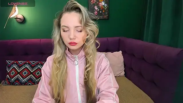 EvaMoran on StripChat