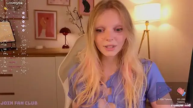 evangel1ne on StripChat