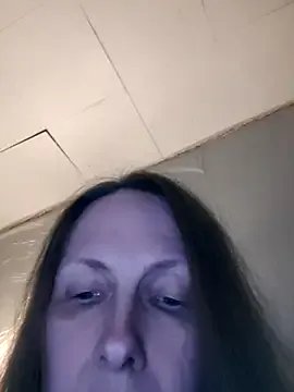 Evelina_cute on StripChat