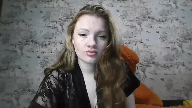 Eveline_May on StripChat