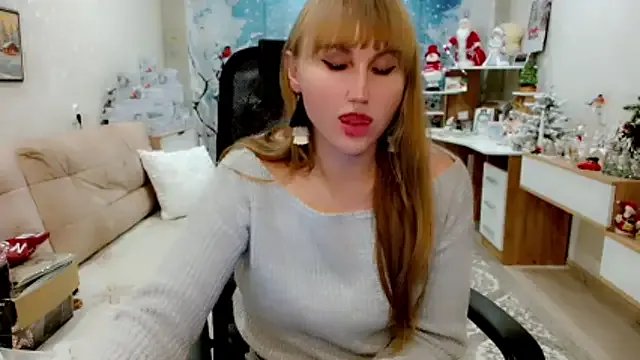 EveLove33 on StripChat