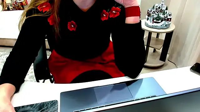 EveLove33 — Freechat on StripChat