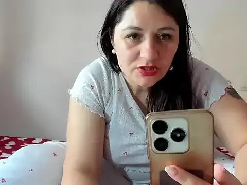 EVELYNA88 — STRIP TEASE COMPLET