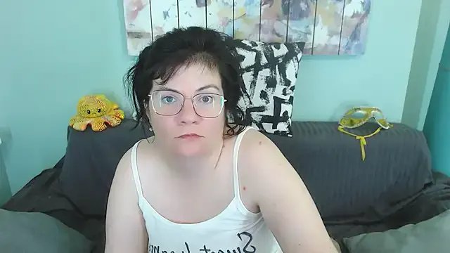 EverlyRays on StripChat