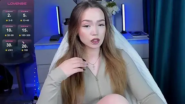 Evia_r0se on StripChat