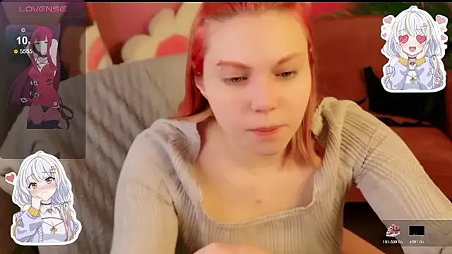 Evie_Vall on StripChat