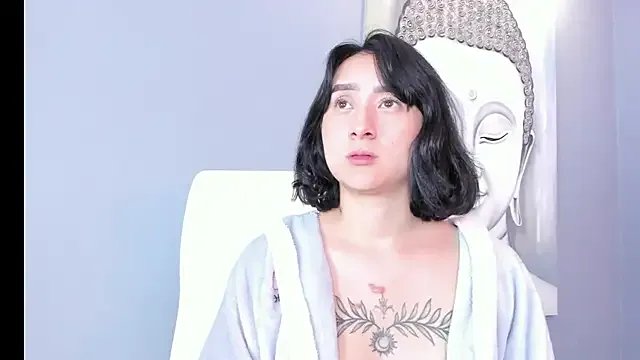 EXTRAHORNYNINA — Freechat on StripChat