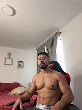 Ezzio_Scolaro — CUM SHOW