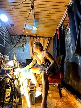 Fayola_Beatrix on StripChat