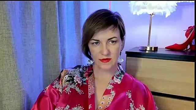 feliziaDesire on StripChat