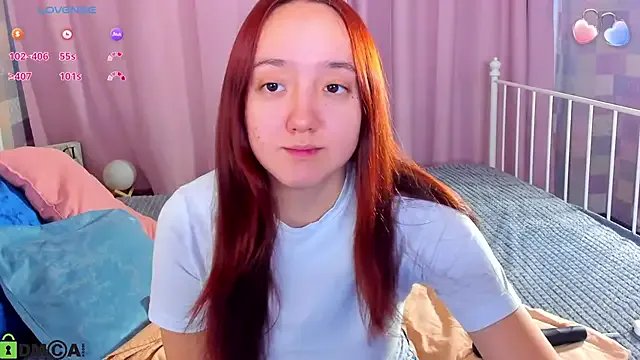 Fera1_Berry on StripChat