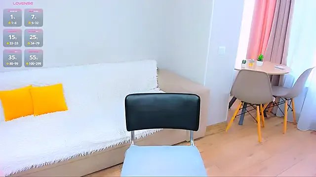 Feral__berry__ on StripChat