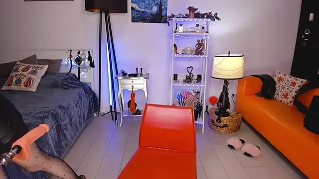 Fetishmodel_Alicia — kiss me... there!