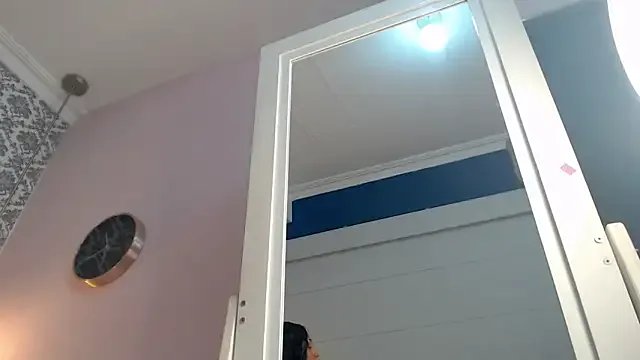 FiorellaRains on StripChat