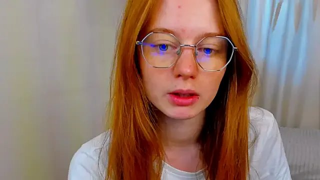 Fire_Luna on StripChat