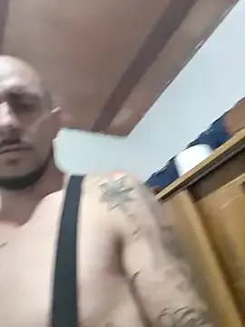 Freechat fire_menxxx001 on StripChat