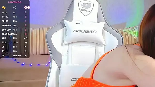 FlamyGold on StripChat