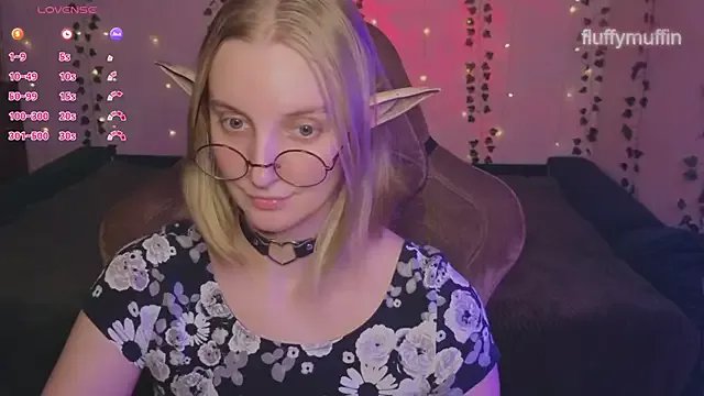 Fluffy_muffin_ on StripChat