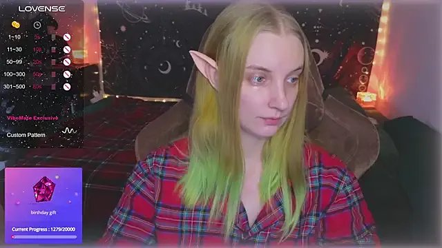 Fluffy_muffin_ on StripChat