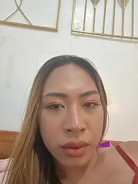 foxxy_bunny18 on StripChat