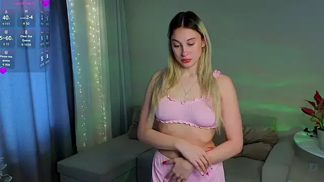 foxy_vivi — sexy lick my finger