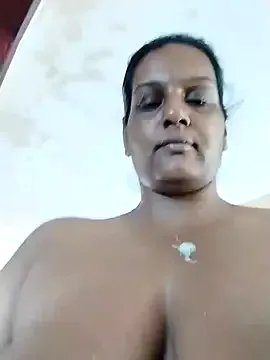 Foxybaby420 on StripChat