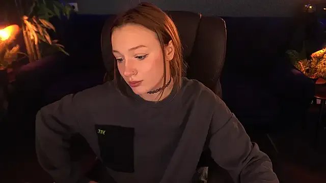 FoxyMayy on StripChat