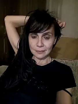 Francenia_lolis on StripChat