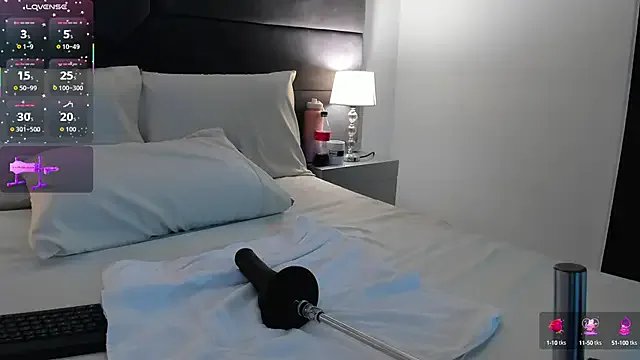 franceska_milf on StripChat