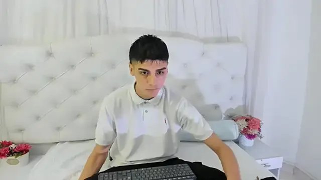 Freechat frank_jhonsson on StripChat