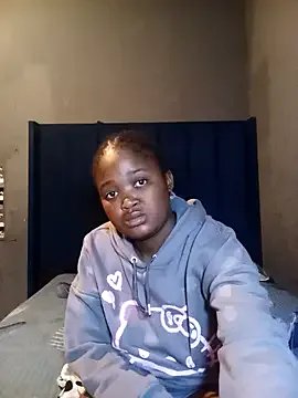 FREAKBARBIE02 on StripChat