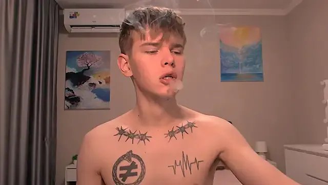 Fredd_Xanders on StripChat