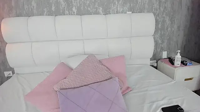 Freyaa__ on StripChat