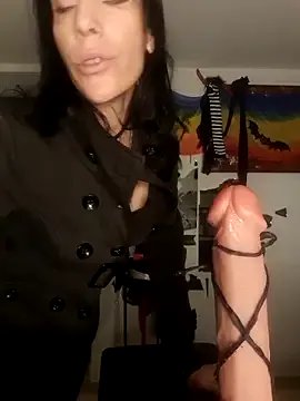 freyamoret on StripChat